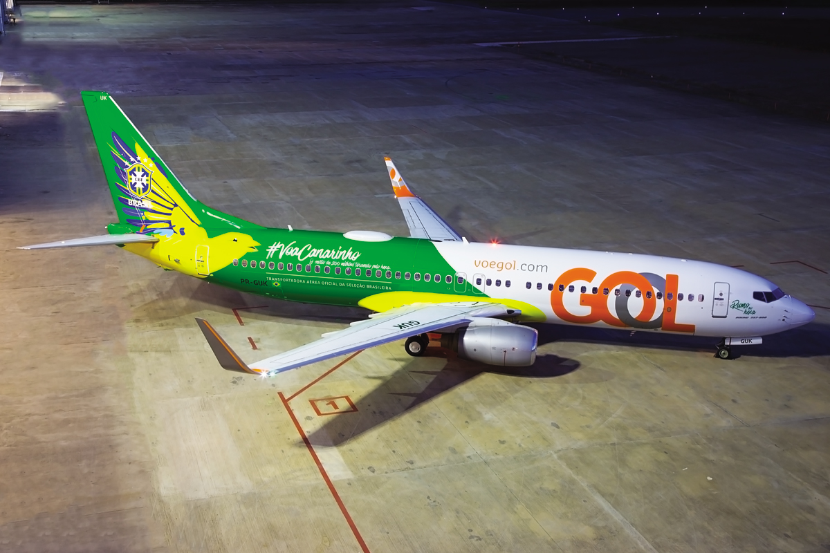 GOL presenta nuevo avión de la Selección de fútbol de Brasil