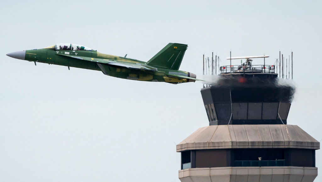 Boeing Entrega Los Primeros Super Hornets F A 18 Block III A La Marina