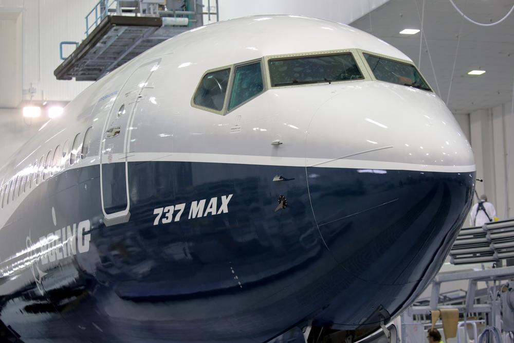 Boeing Celebra El Roll Out Del Primer 737-9 MAX – Noticias De Aviación ...