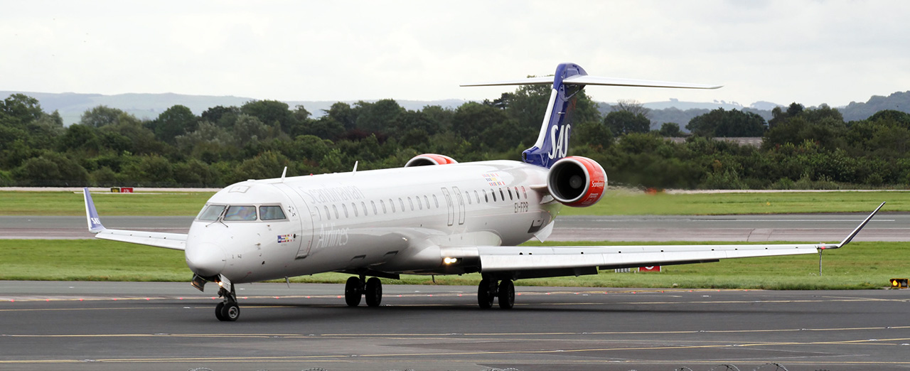 Mitsubishi crj 100