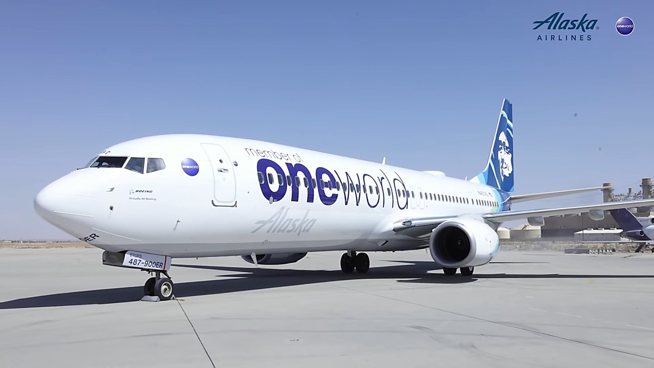 Oneworld Da La Bienvenida A Su Nuevo Miembro Alaska Airlines   ALASKA AIRLINES BOEING 737 900 N253AK 